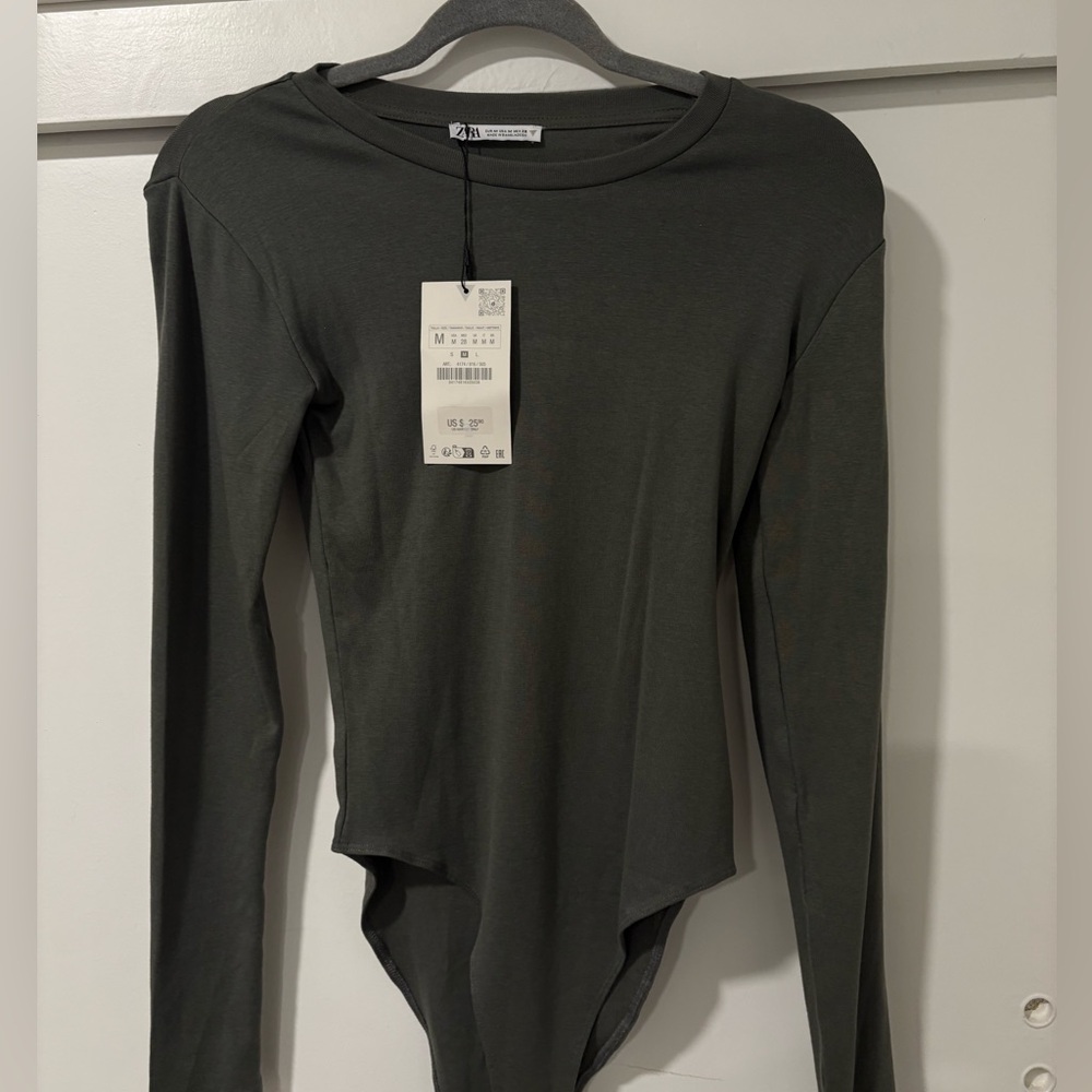 Zara new with tags long sleeve grey bodysuit